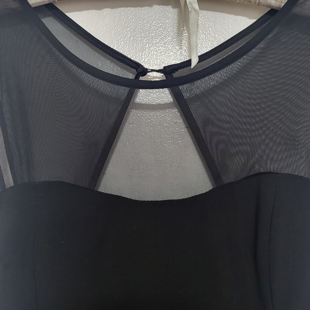 Elegant Black Backless Dress